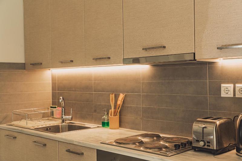 Tsakalof Loft Apartment by Zeussuites — забронировать отель в Афины