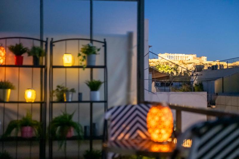G&H Acropolis Stays! Iconic Views, Stylish Comfort — отель с удобным расположением в Афины