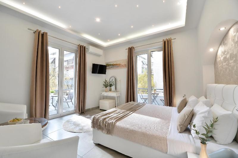 Alekos Apartments 2 Netflix, Self Check-In — отель в Афины, Греция