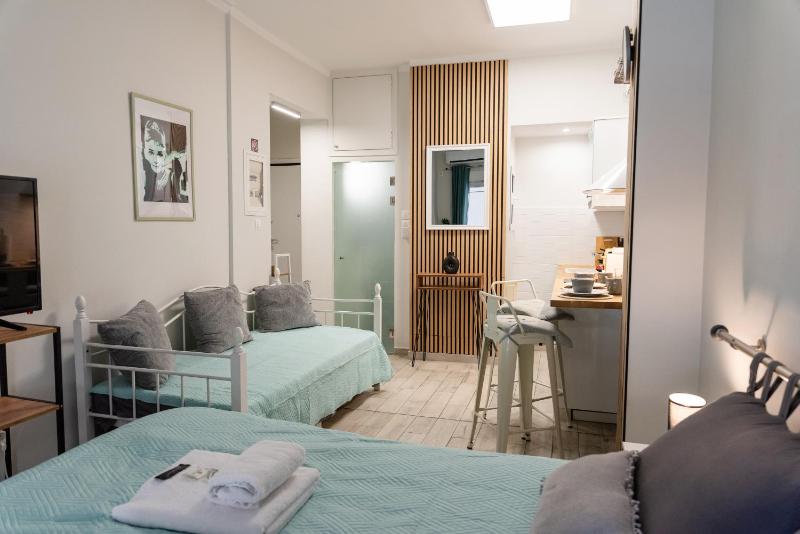 Casa Tiffany Acropolis Athens by 3Cs — отель с удобным расположением в Афины