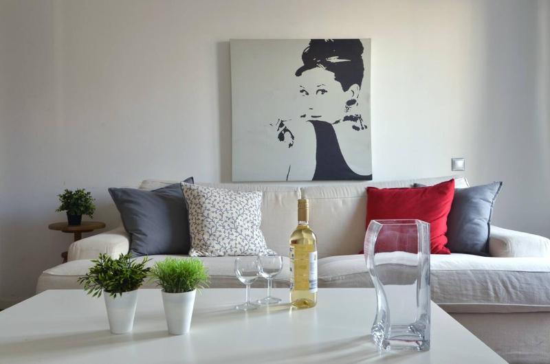 Kerameikos, a lovely apartment — отзывы гостей и цены