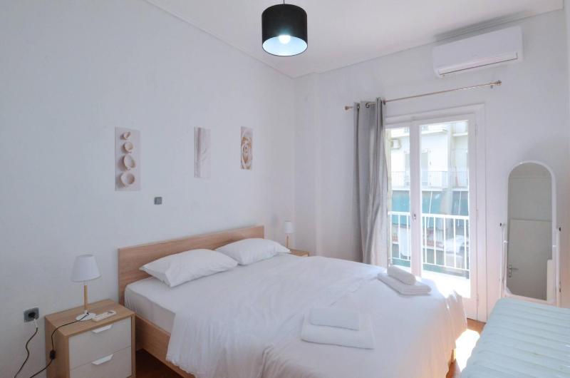 A cozy minimal apartment at Koukaki, Dimitrako... — отзывы гостей и цены