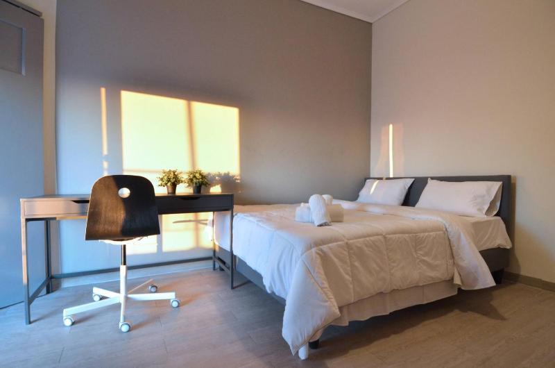 A minimal retire at Kypseli with an amazing view — отзывы гостей и цены