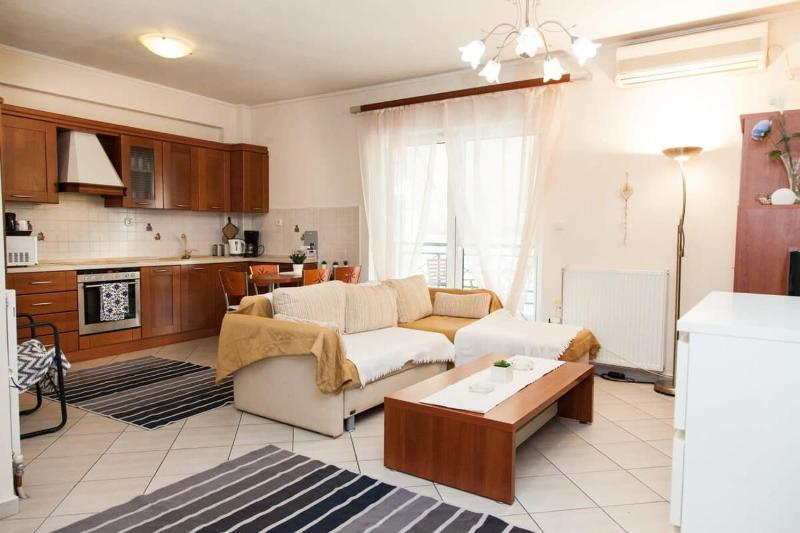 Cozy modern apt in Peristeri — отзывы гостей и цены