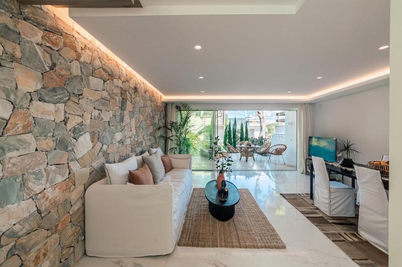 South Blue Paradise Beach House — отель в Афины, Греция