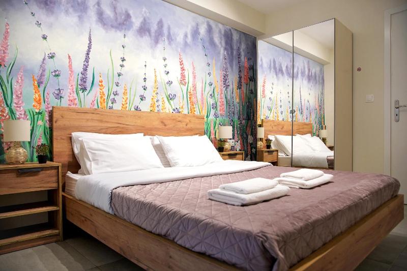 Attiki Sunshine Apartment With Terrace VIPGreece — отель с удобствами в Афины
