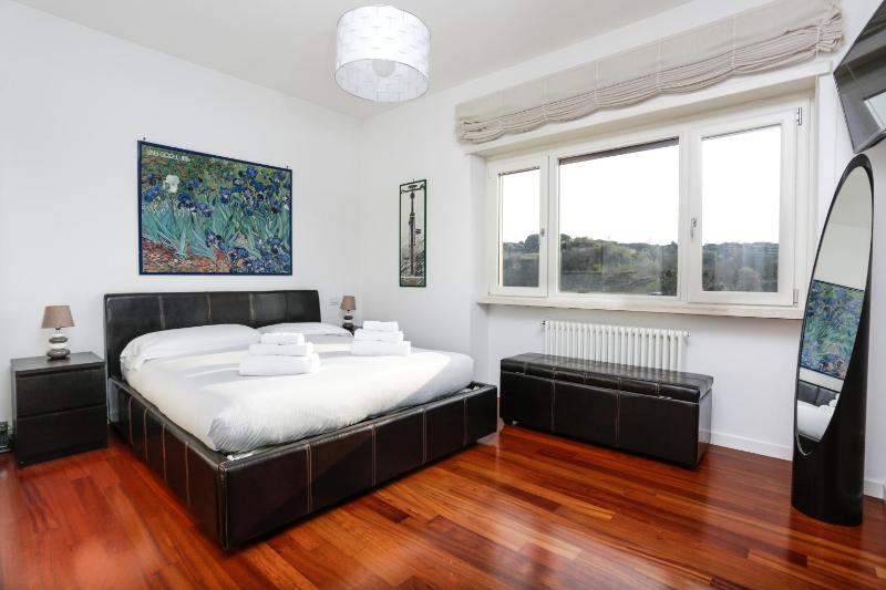 St. Peter Terrace Apartment — забронировать отель в Риме