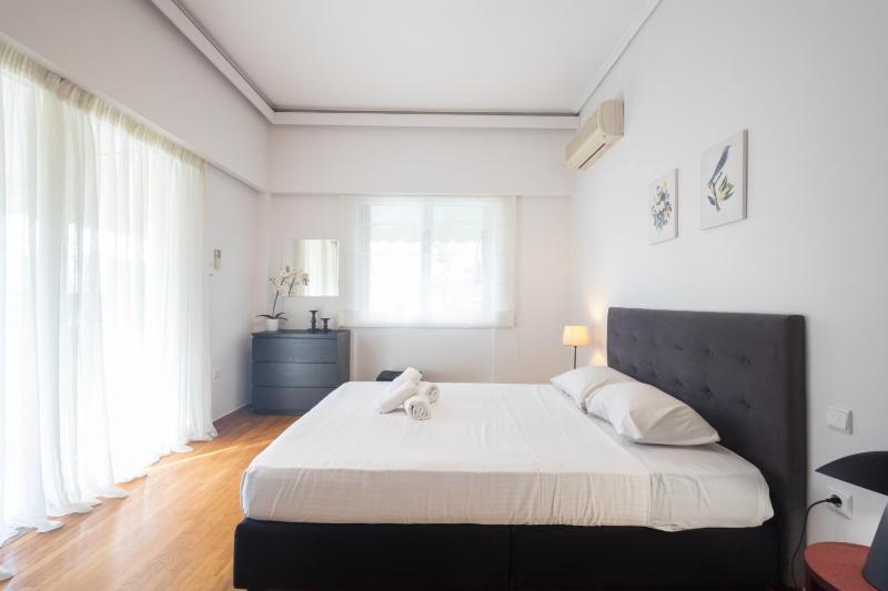 Lovely Apartment in Psychiko - Renovation May 2025 — отель в Афины, Греция