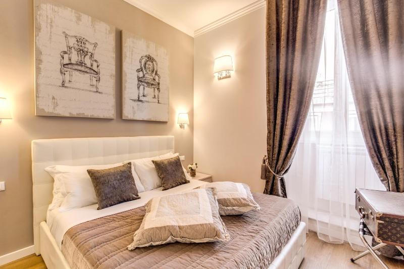 The Bridge Suites — забронировать отель в Риме