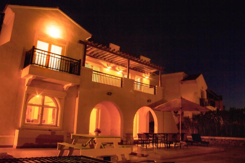 Villa garden and outdoor seating