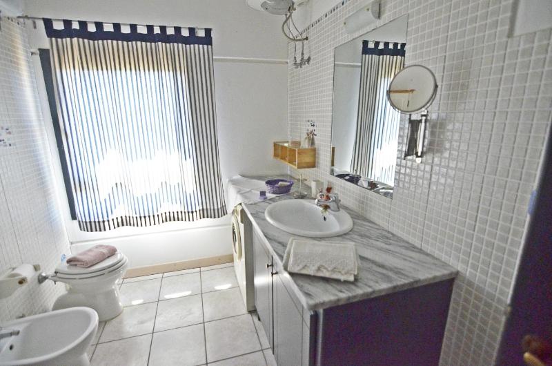 Viale Arbatax a Tortolì - Casa vacanza con vista mare