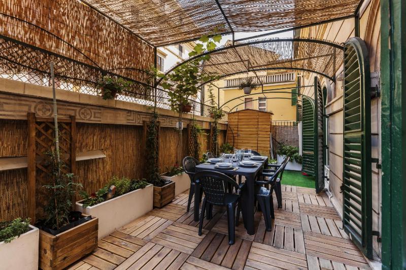 The Sweet Terrace — отель с удобствами в Риме