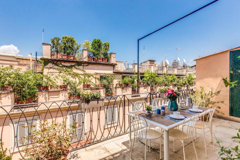 AwesHomeItaly - Spagna Glamour Life Penthouse — отель в Риме, Италия