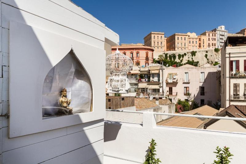 Domus Karalis a Cagliari - Accogliente affittacamere con terrazza