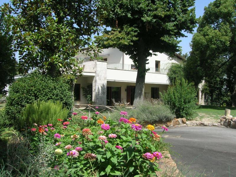 Relais La Canfora — отель с удобствами в Риме