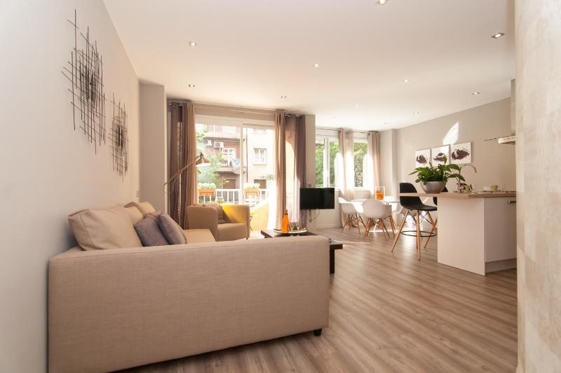 Montaber Apartments - Sagrada Familia — забронировать отель в Барселоне