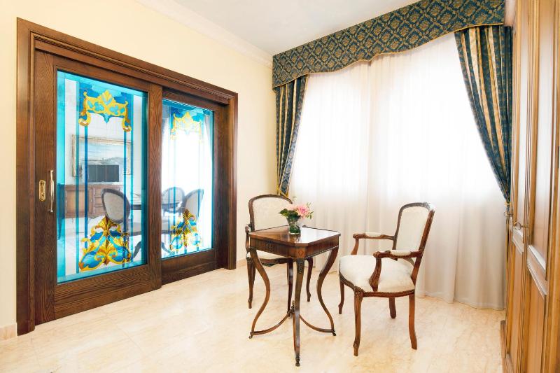 Grand Hotel President a Olbia - Lusso sul lungomare