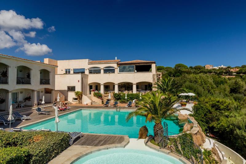 Hotel Petra Bianca a Porto Cervo - Vista sulla Baia
