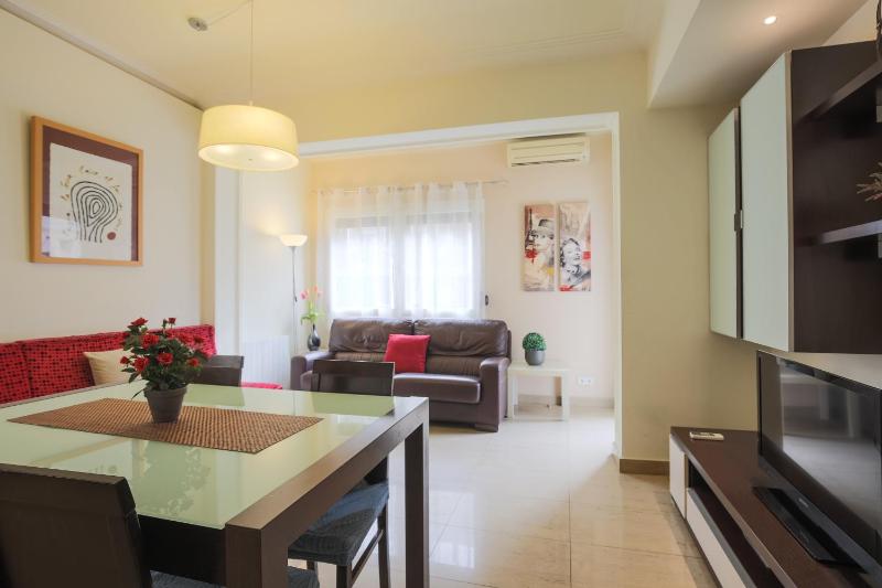 Цены на ApartEasy - Family Apartment Sant Antoni в Барселоне