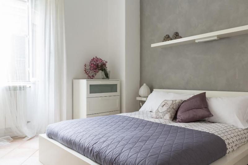 Santonofrio Apartments — отель в Риме, Италия