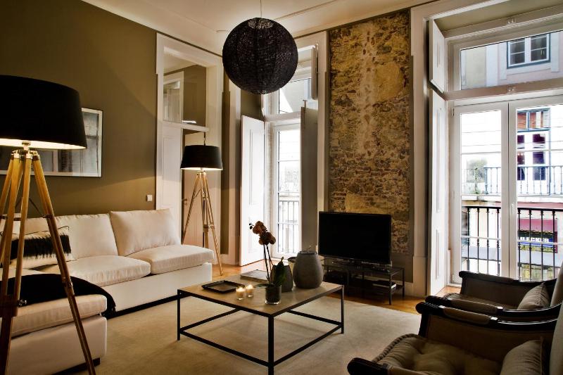 Lisbon Five Stars Apartments Sao Paulo 55 — отель в Лиссабоне, Португалия