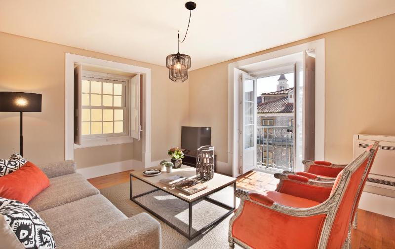 Lisbon Five Stars Apartments Bica — отель с удобствами в Лиссабоне