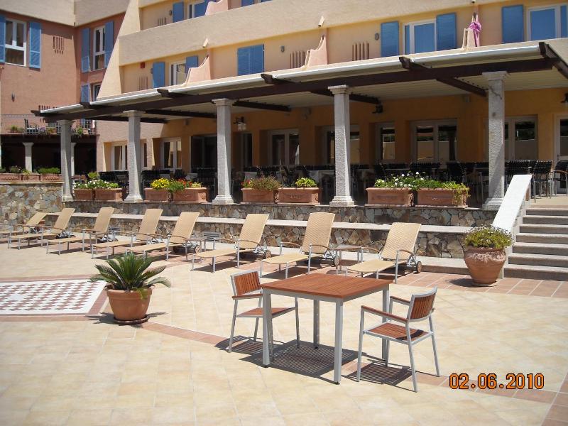Le Nereidi a La Maddalena - Eleganti appartamenti con piscina