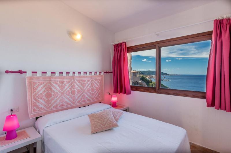 Nuvola Bianca a Costa Paradiso - Incantevole villa vista mare