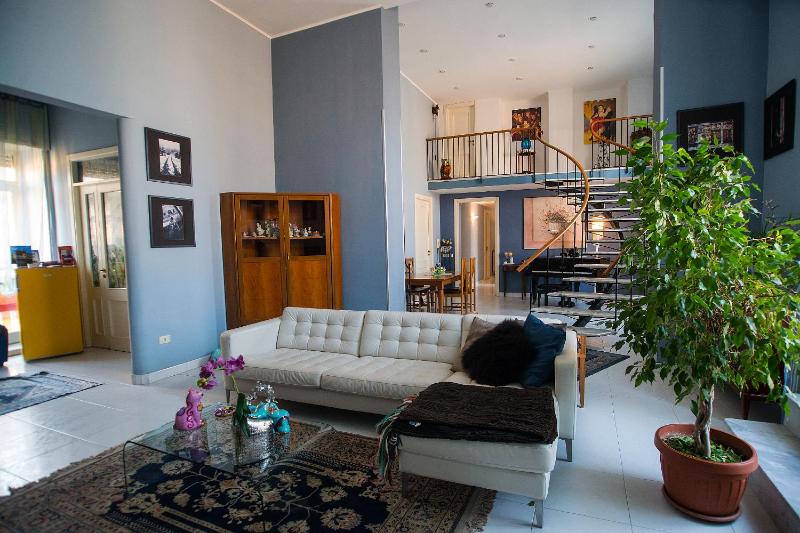 Цены на B&B Cuore Di Napoli в Неаполе
