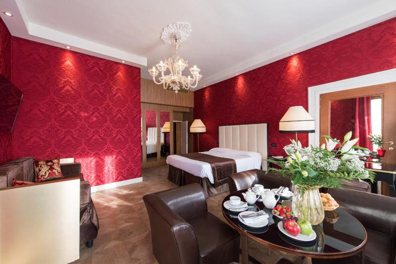 Locanda Leon Bianco on the Grand Canal — забронировать отель в Венеции