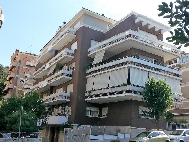 Цены на San Pietro & Trastevere Home в Риме