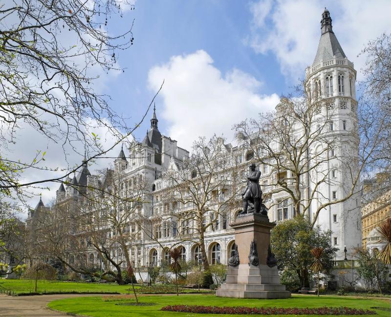 The Royal Horseguards Hotel, London — комфортный отель в Лондоне