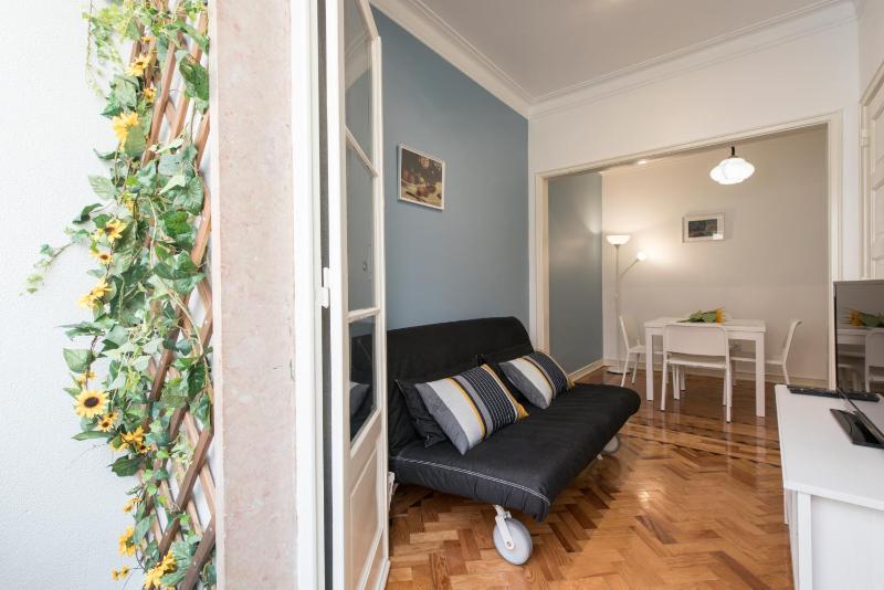 Apartamento junto a Fonte Luminosa — отель с удобным расположением в Лиссабоне