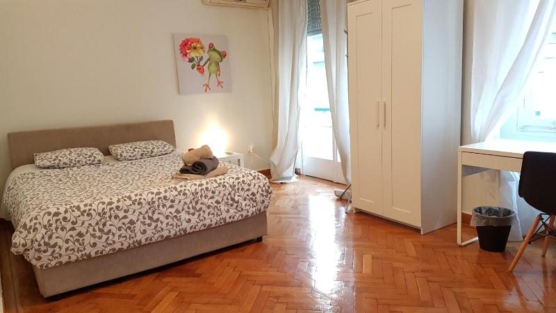 Errathens Pine Red and Taupe - Athens Center — отзывы гостей и цены
