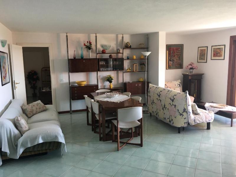 Porto San Paolo Sea Villa - Elegante villa vista mare