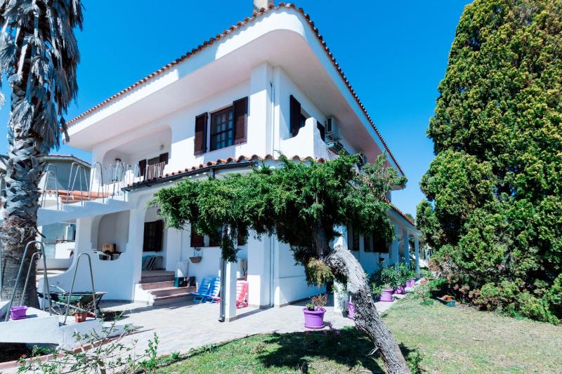 Appartamento a Capoterra - Spazioso Alloggio Vista Mare