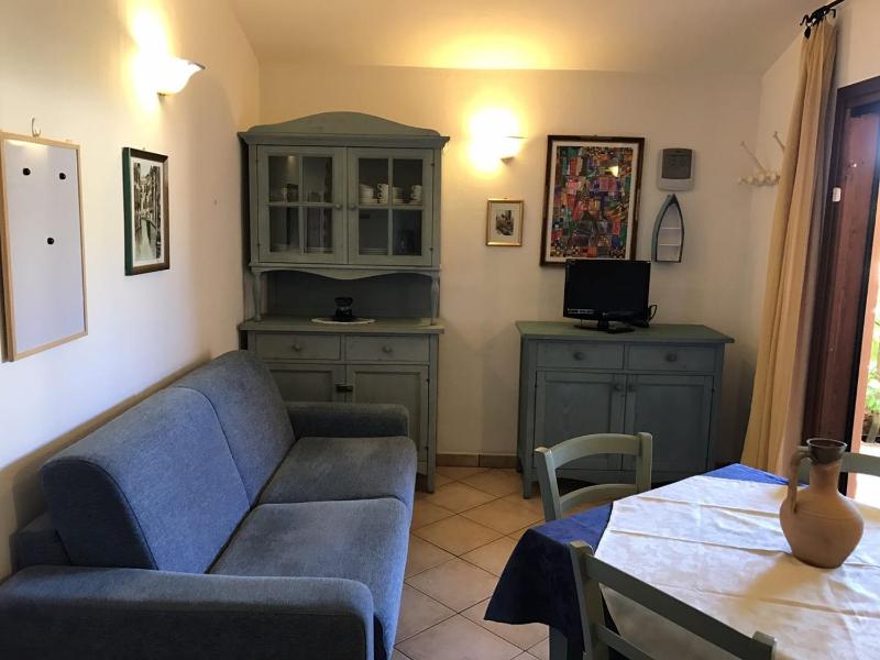 Villino Iris a Murta Maria - Accogliente casa con piscina