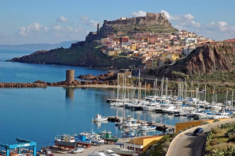 Vicolo Della Luna a Castelsardo - Affascinante B&B Medievale