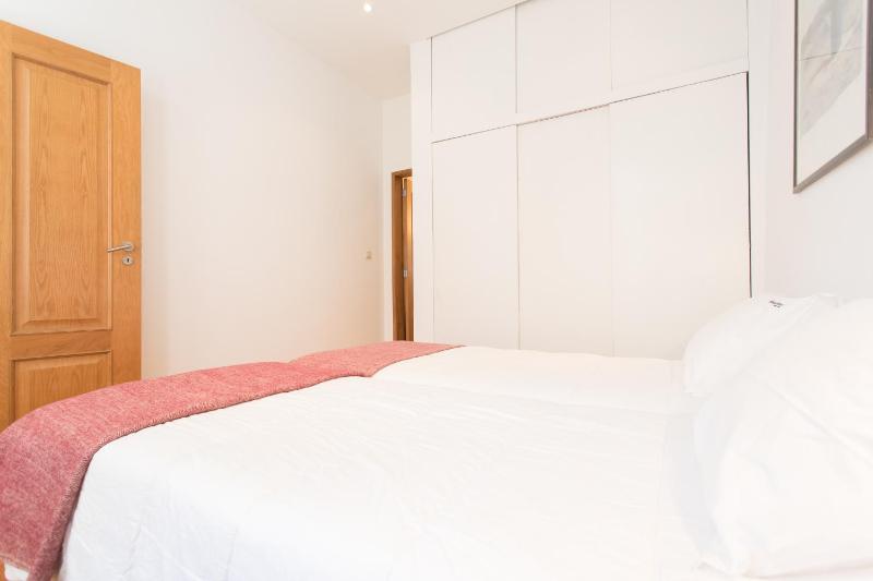 FLH Castelo Cozy Flat — забронировать отель в Лиссабоне