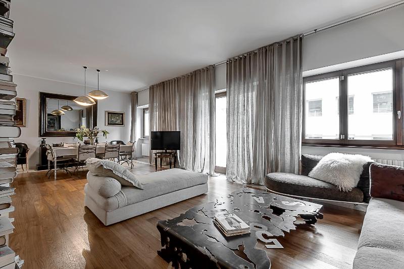 Milano Central Luxury — отель с удобствами в Милане