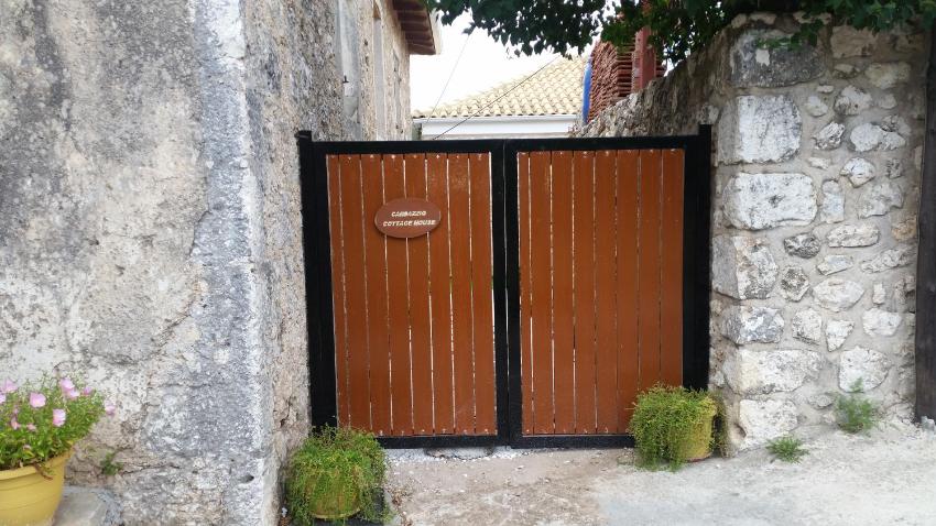 Carsazzio Cottage House