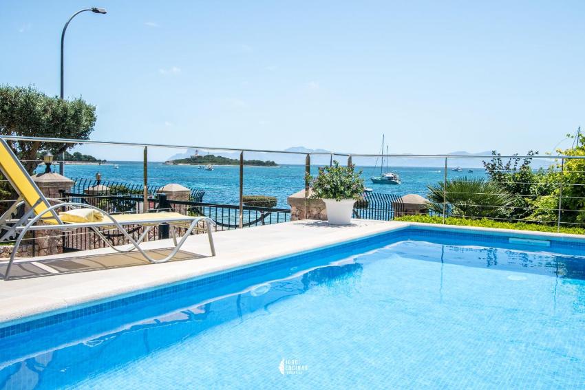 Villa Lighthouse in Alcanada