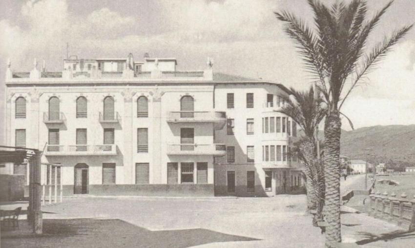 Apartamentos Senabre Palais