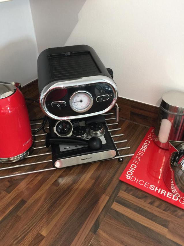 Riverbank Penthouse and Apartments