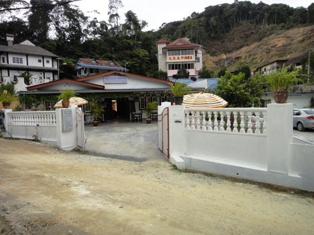 Eight Mentigi Guesthouse