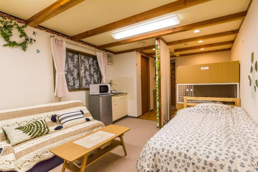 旅館-ホテル業 The Familiar Inn