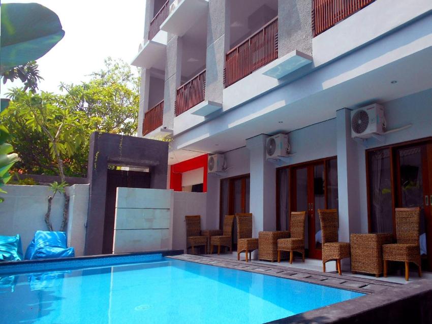 RedDoorz At Kerobokan Seminyak 2
