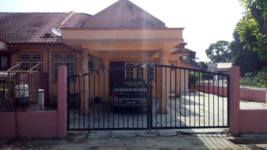 Shima Homestay