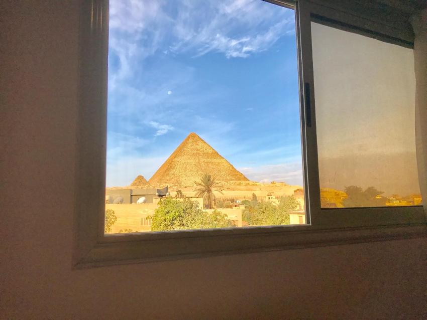 3 Pyramids View Inn