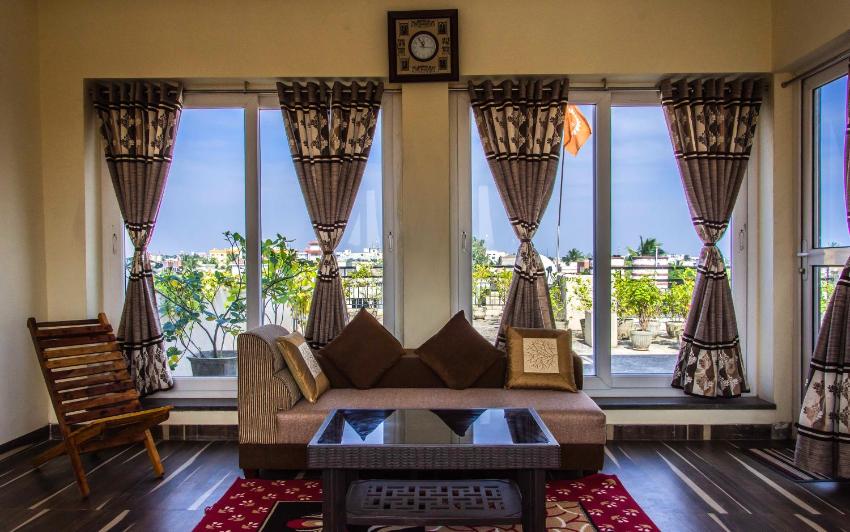 The Rooftop Cabana, A Homestay